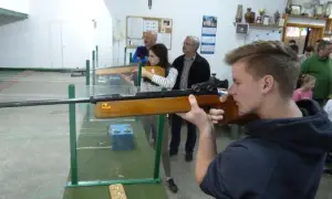 Strzelnica Ostrów Wielkopolski: Przewodnik, Ceny i Broń